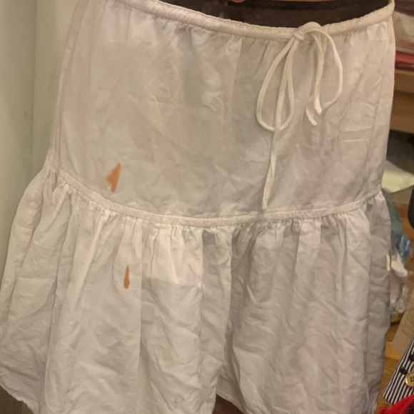 ‼️ON SALE‼️Low waisted, flounce mini skirt - Picture 4 of 4